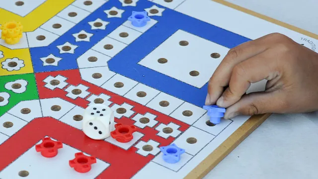 Et håndmaleri på et kart